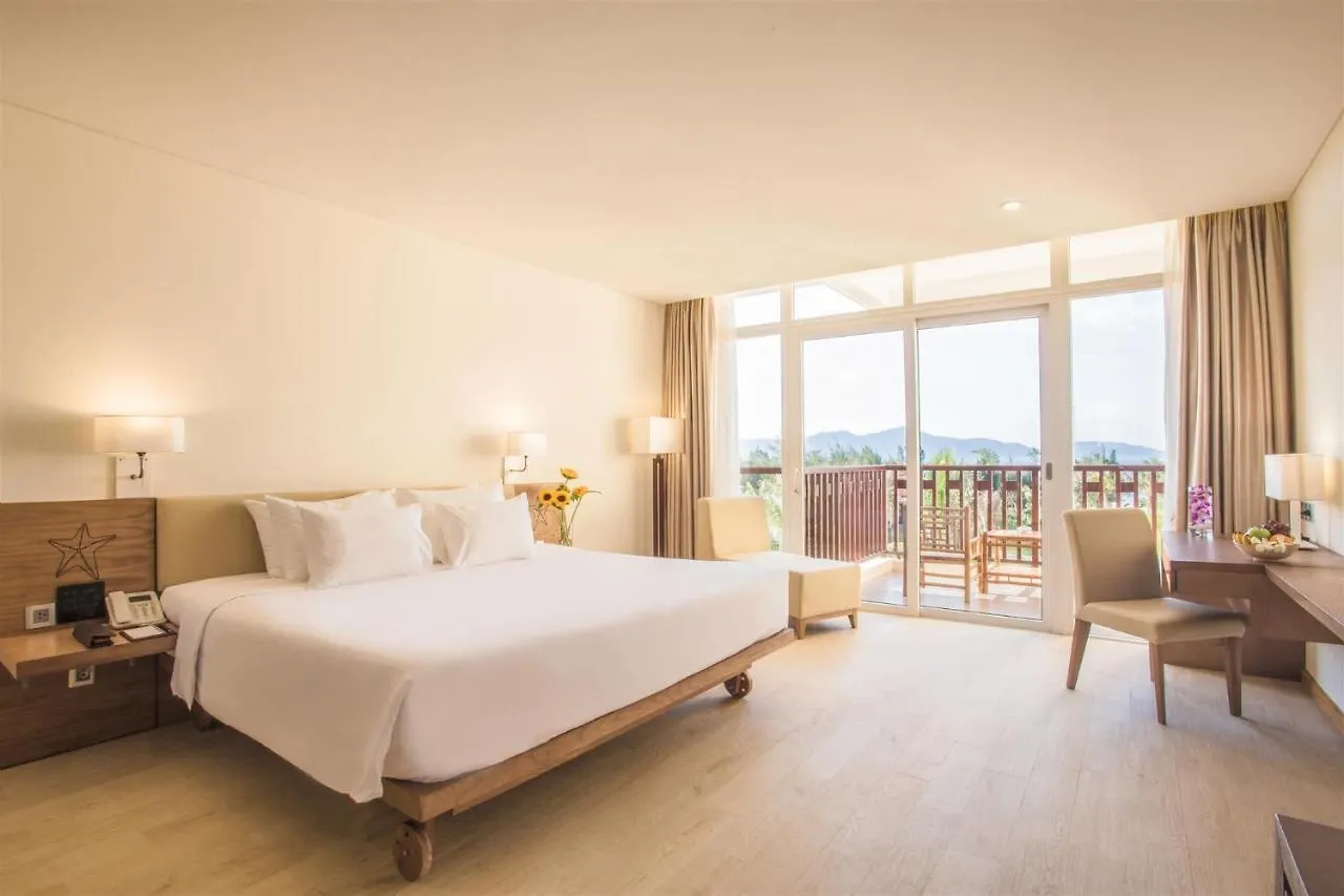 ****  Sandy Beach Non Nuoc Resort Da Nang Vietnam