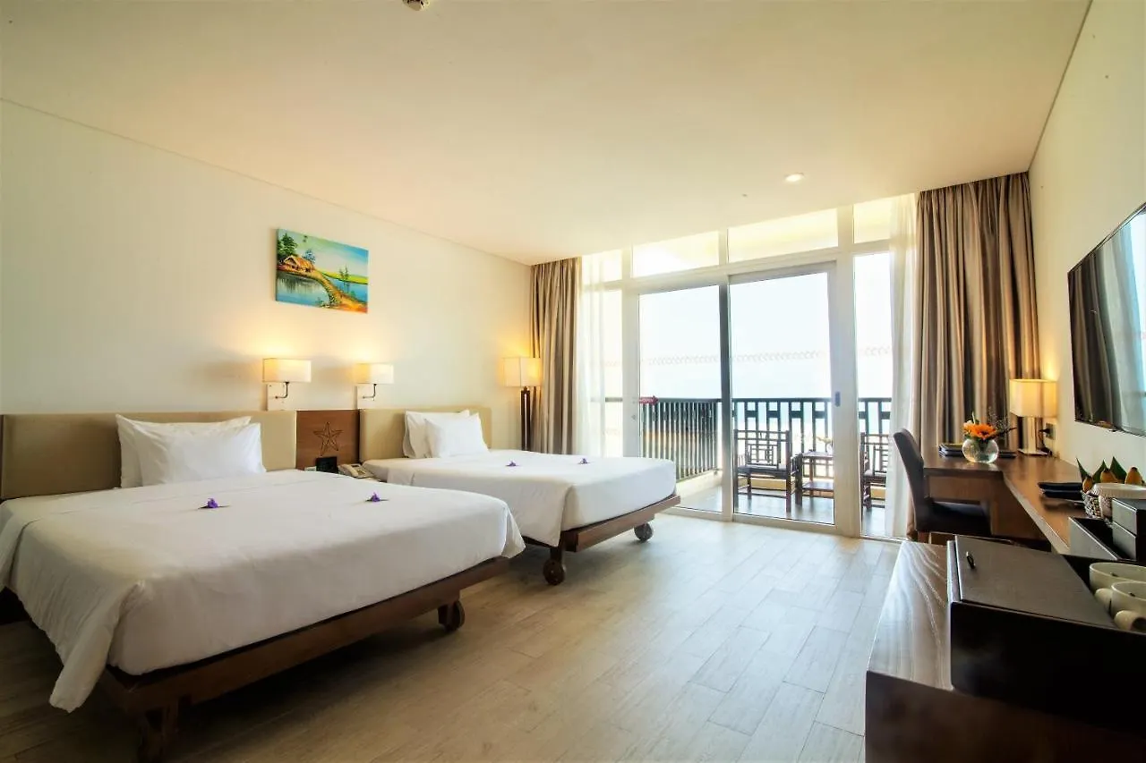 Sandy Beach Non Nuoc Resort Da Nang 4*,